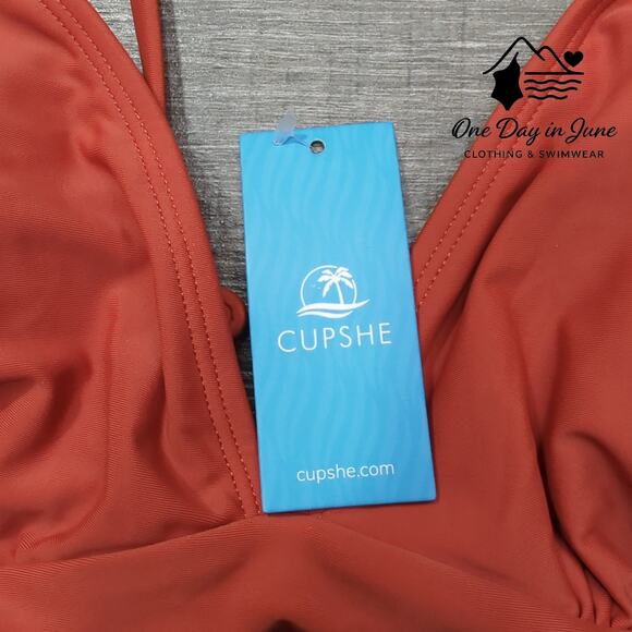 Cupshe V Neck On Piece Swimsuit Size L - Picture 4 of 7